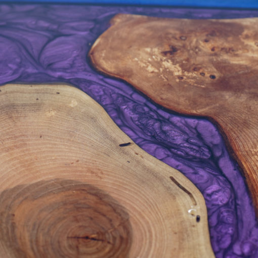 River Table violette résine epoxy et bois - Orphée