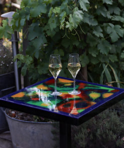 Table carrée en résine époxy